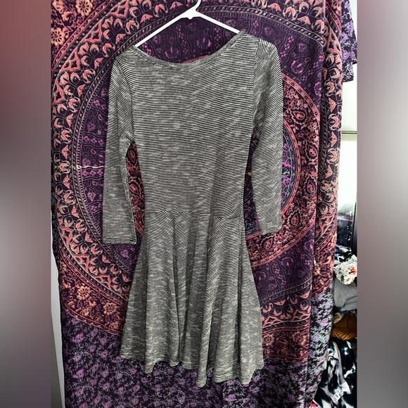 American Eagle Outfitters Striped Fit and Flare Dress - Picture 2 of 4